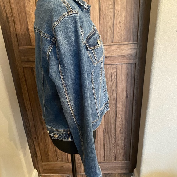 Jessica Simpson Lori Denim Jacket - Picture 8 of 12